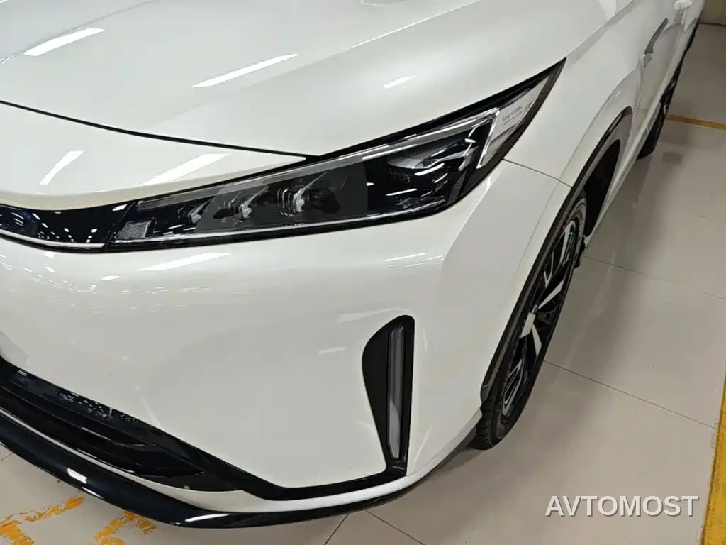 Roewe D5X DMH 2024 Model 135 Technology Edition — фото 24