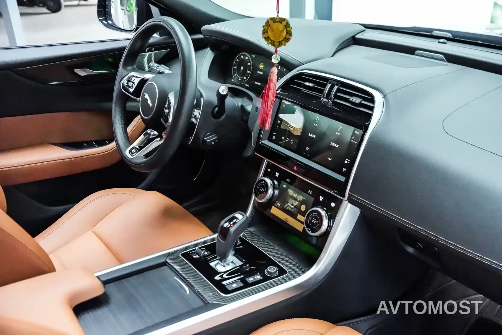 Jaguar XEL 2024 Model 2.0T 250PS R-DYNAMIC S Gloss Black Sport Edition — фото 7