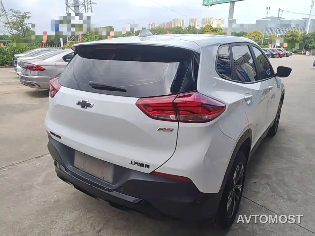 Chevrolet Trax 2023 Model Tracker RS 1.5T CVT Cool — фото 6