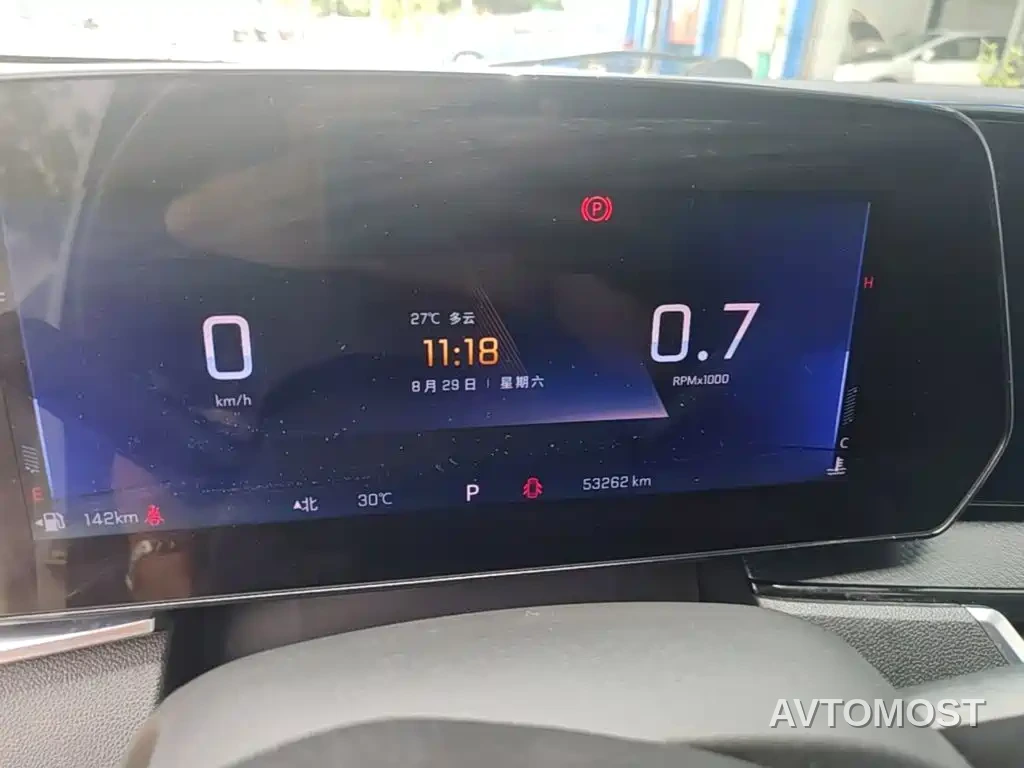 Chevrolet Trax 2023 Model Tracker RS 1.5T CVT Cool — фото 11