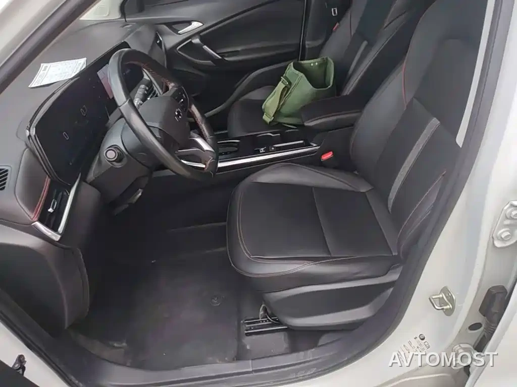 Chevrolet Trax 2023 Model Tracker RS 1.5T CVT Cool — фото 14