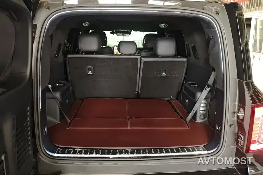 Fang Cheng Bao Leopard 8 2025 Zhiyong Flagship 7-Seater
