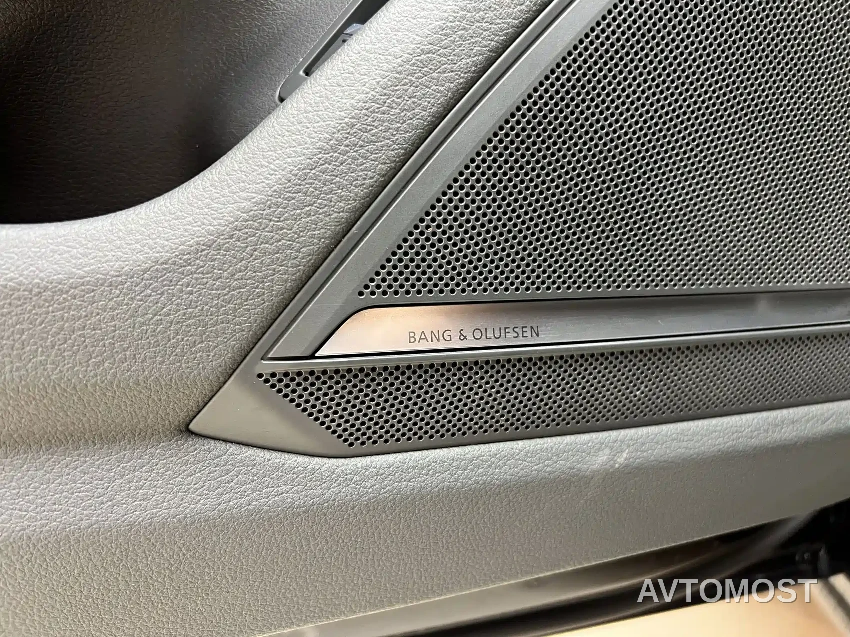 Audi A7L 2022 45 TFSI quattro S-line Vision Crystal Package — фото 11