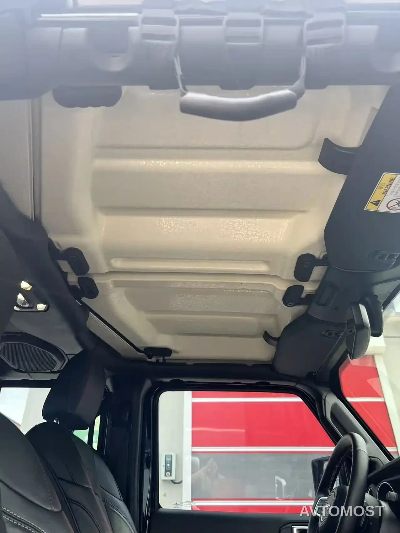 Jeep Wrangler 4xe 2021 4-Door 2.0T 4xe Sahara Launch Edition — фото 7