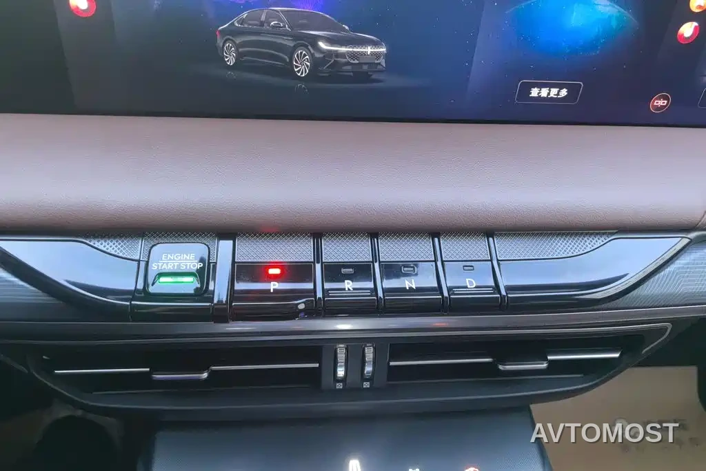 Lincoln Z 2024 2.0T 2WD Premium Hybrid Edition — фото 15