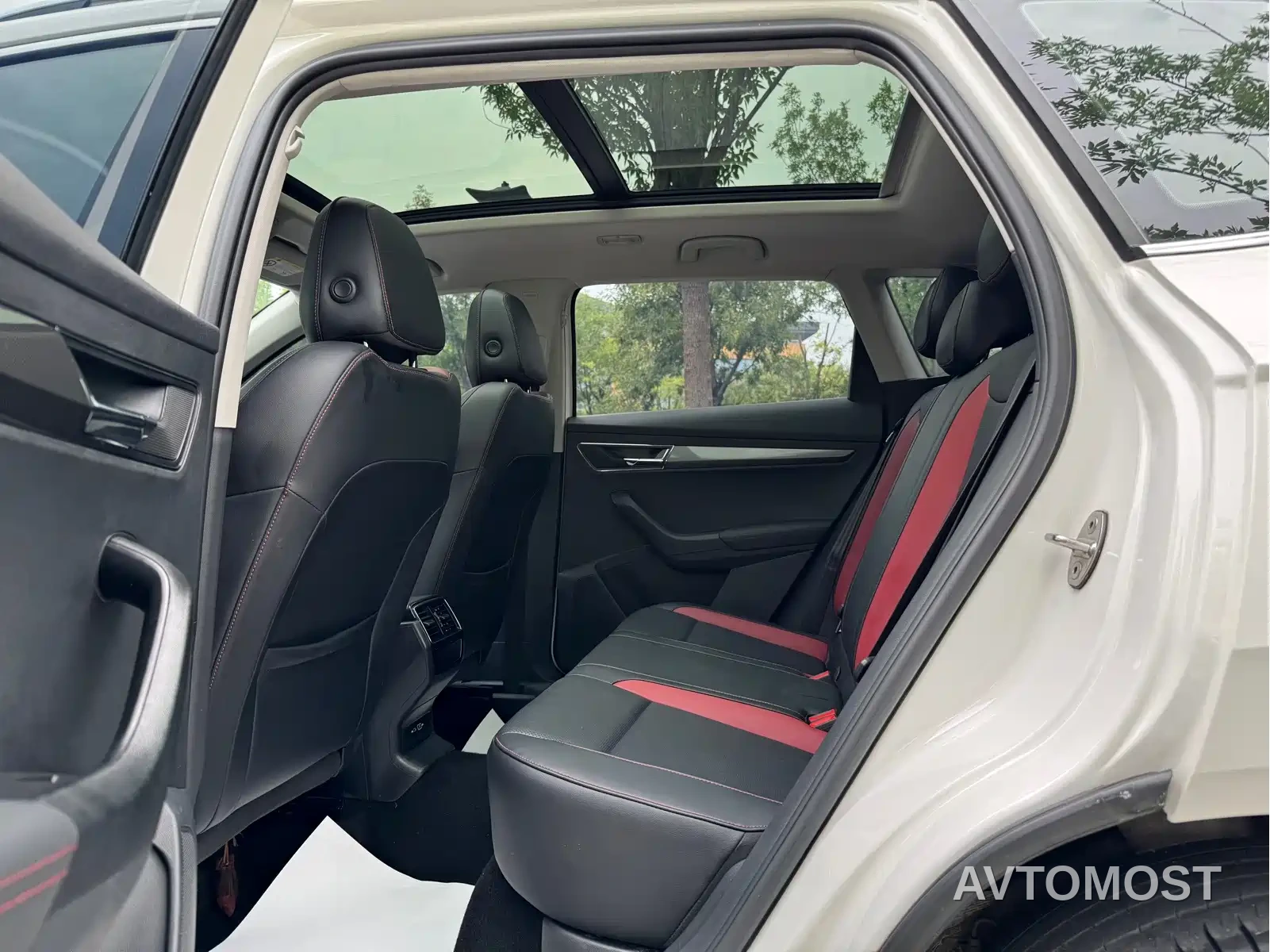 Škoda Karoq 2022 TSI280 Premium — фото 13