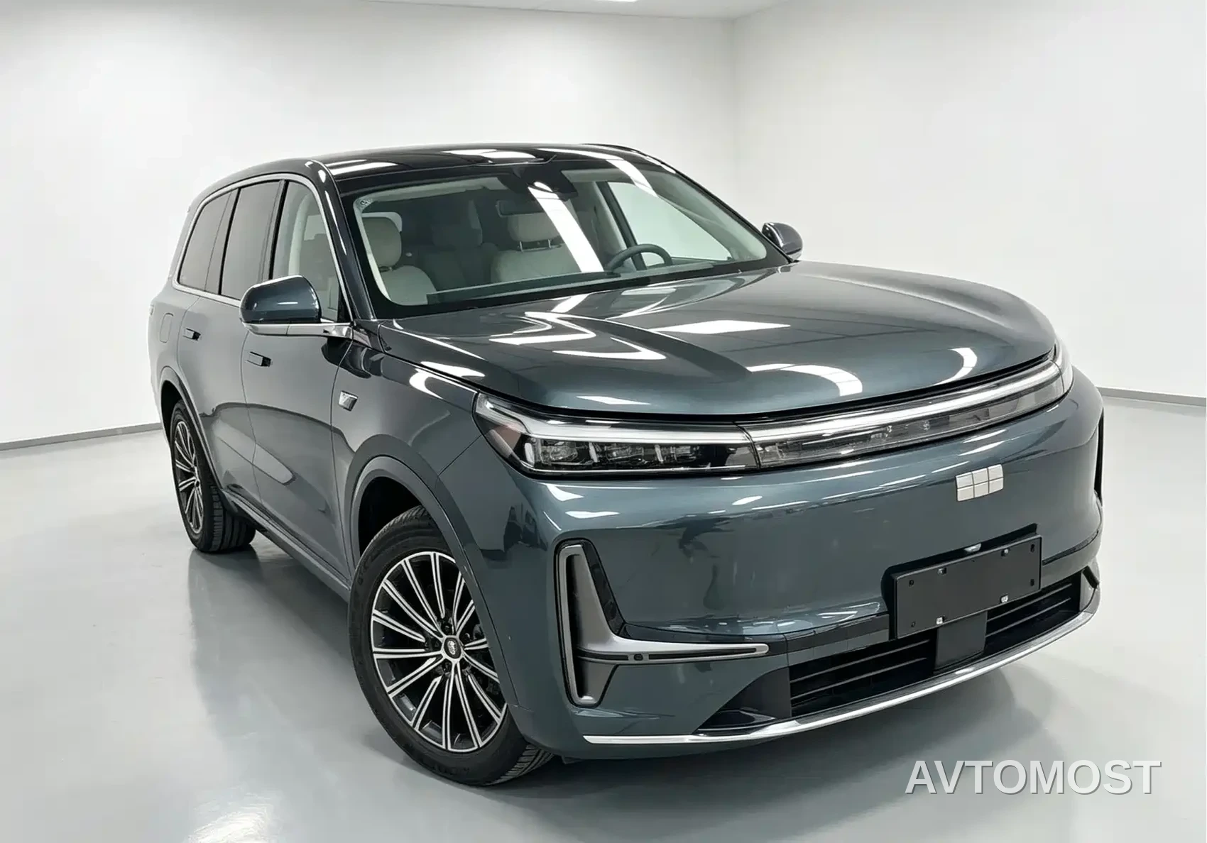 Geely Galaxy M9 2025 Model 230km 2WD Explorer+ Edition — фото 2