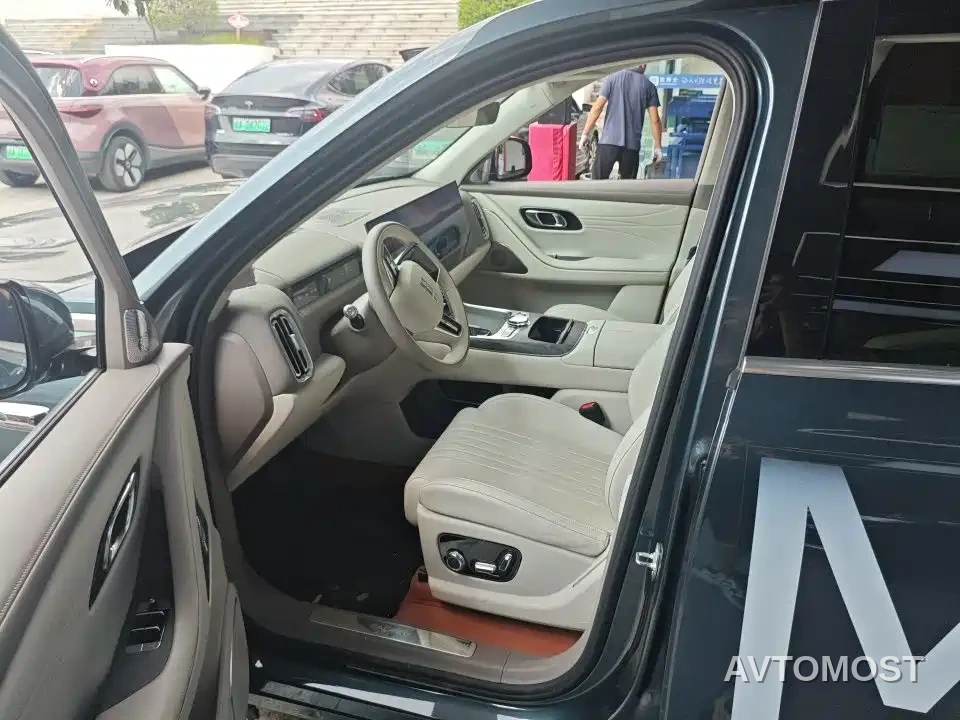 Geely Galaxy M9 2025 Model 230km 2WD Explorer+ Edition — фото 5