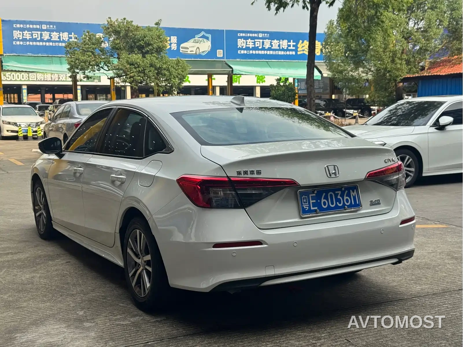 Honda Civic 2022 240TURBO CVT Sport Edition — фото 10