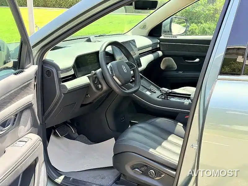 AITO M7 2022 1.5T AWD Luxury Edition — фото 4