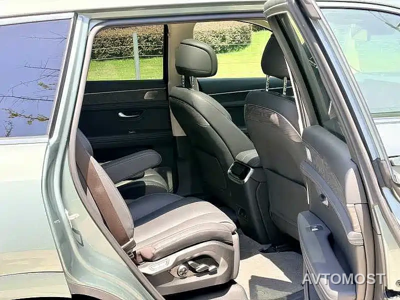 AITO M7 2022 1.5T AWD Luxury Edition — фото 6