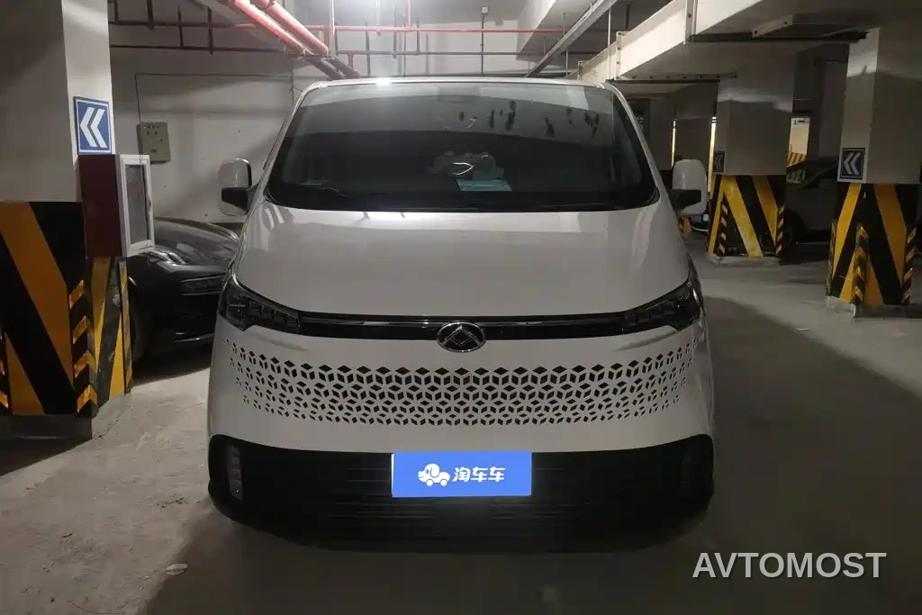 SAIC Maxus Xintu V70 2023 Model 2.0T Elite Edition Automatic Short Wheelbase Low Roof 5/6-Seater — фото 2