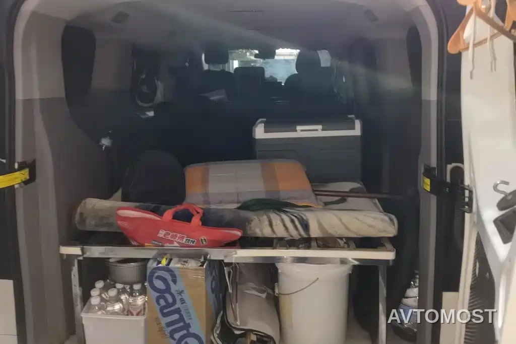 SAIC Maxus Xintu V70 2023 Model 2.0T Elite Edition Automatic Short Wheelbase Low Roof 5/6-Seater — фото 4