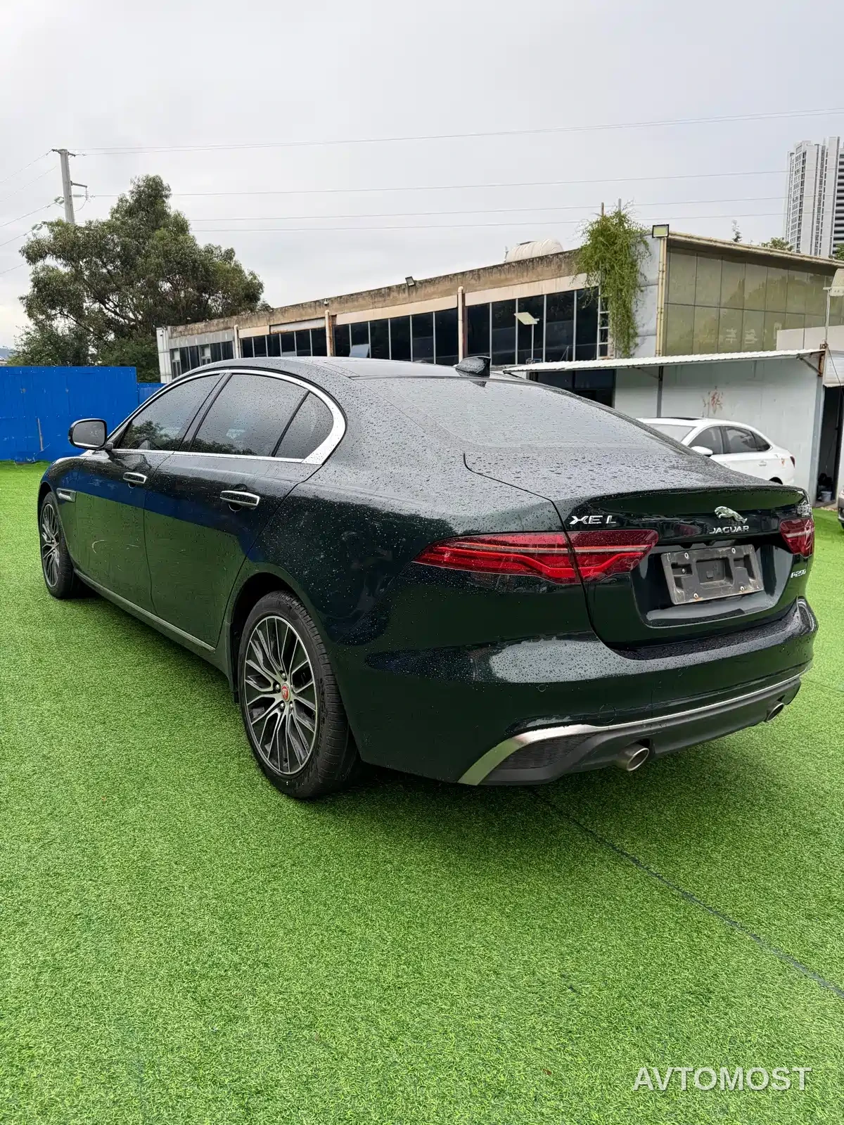 Jaguar XEL 2022 2.0T 250PS R-DYNAMIC S Progressive Sport Edition — фото 6