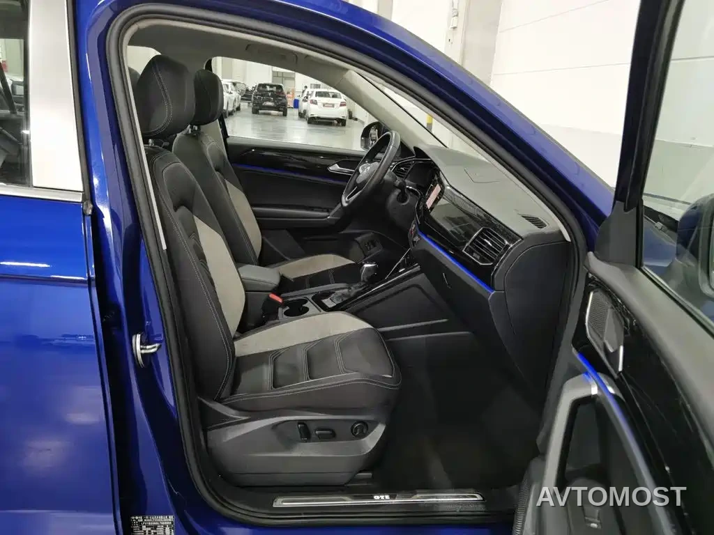 Volkswagen Tayron GTE Plug-in Hybrid 2020 Model 1.4T Luxury — фото 22