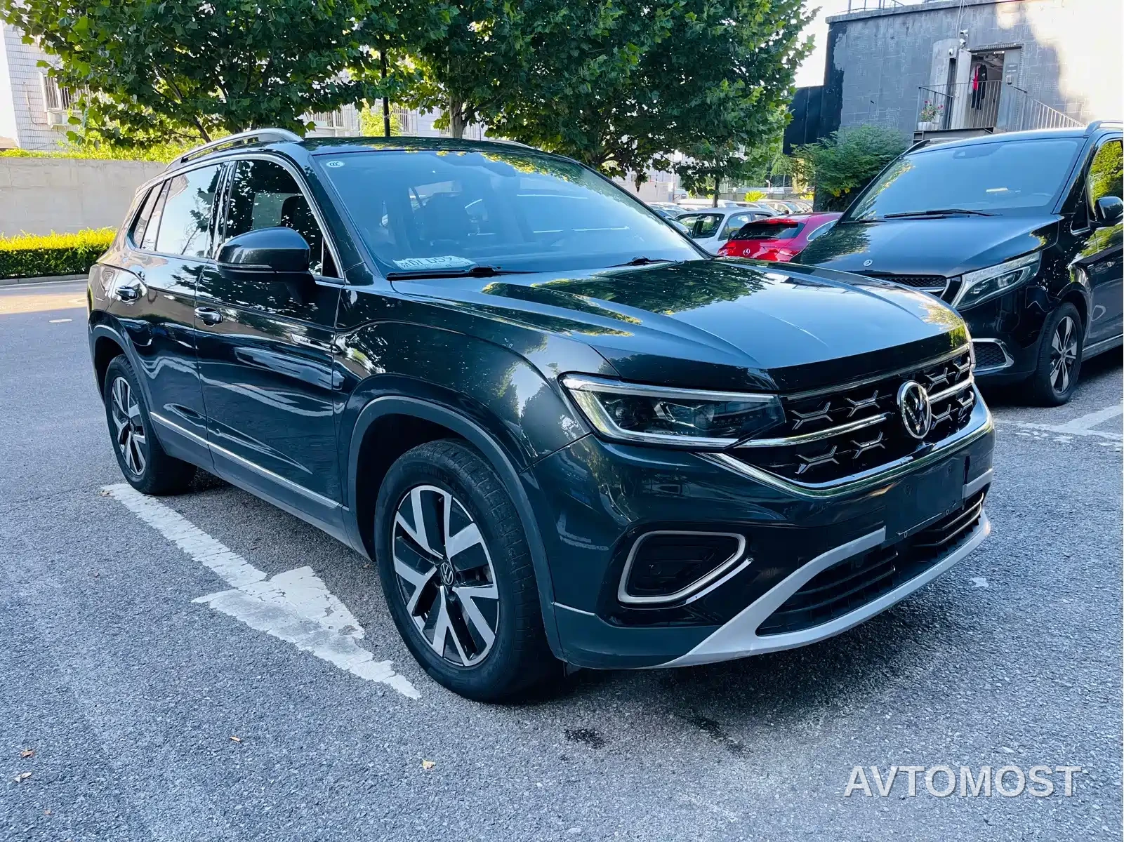Volkswagen Tayron 2023 330TSI 2WD Luxury Plus Advanced Edition — фото 3