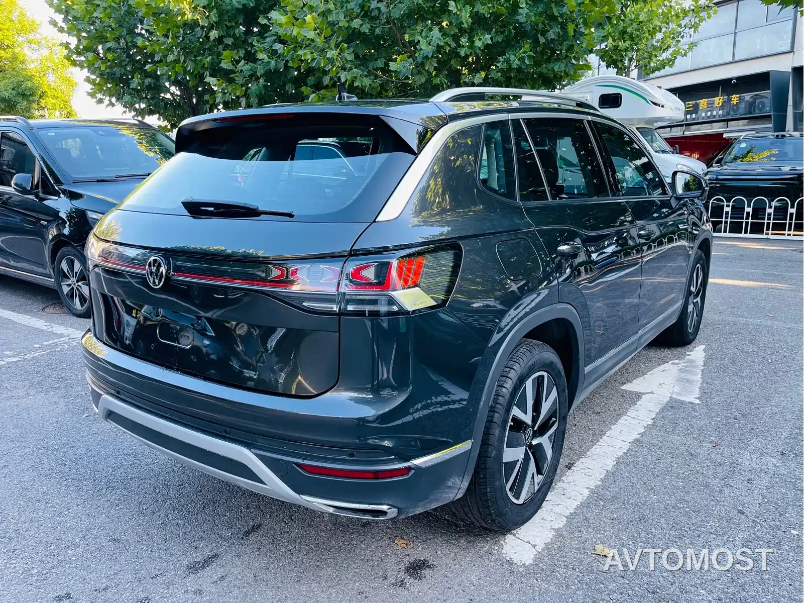Volkswagen Tayron 2023 330TSI 2WD Luxury Plus Advanced Edition — фото 7