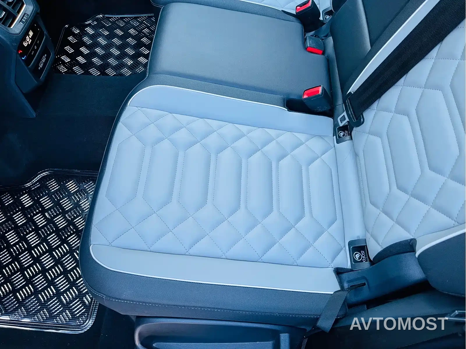Volkswagen Tayron 2023 330TSI 2WD Luxury Plus Advanced Edition — фото 18