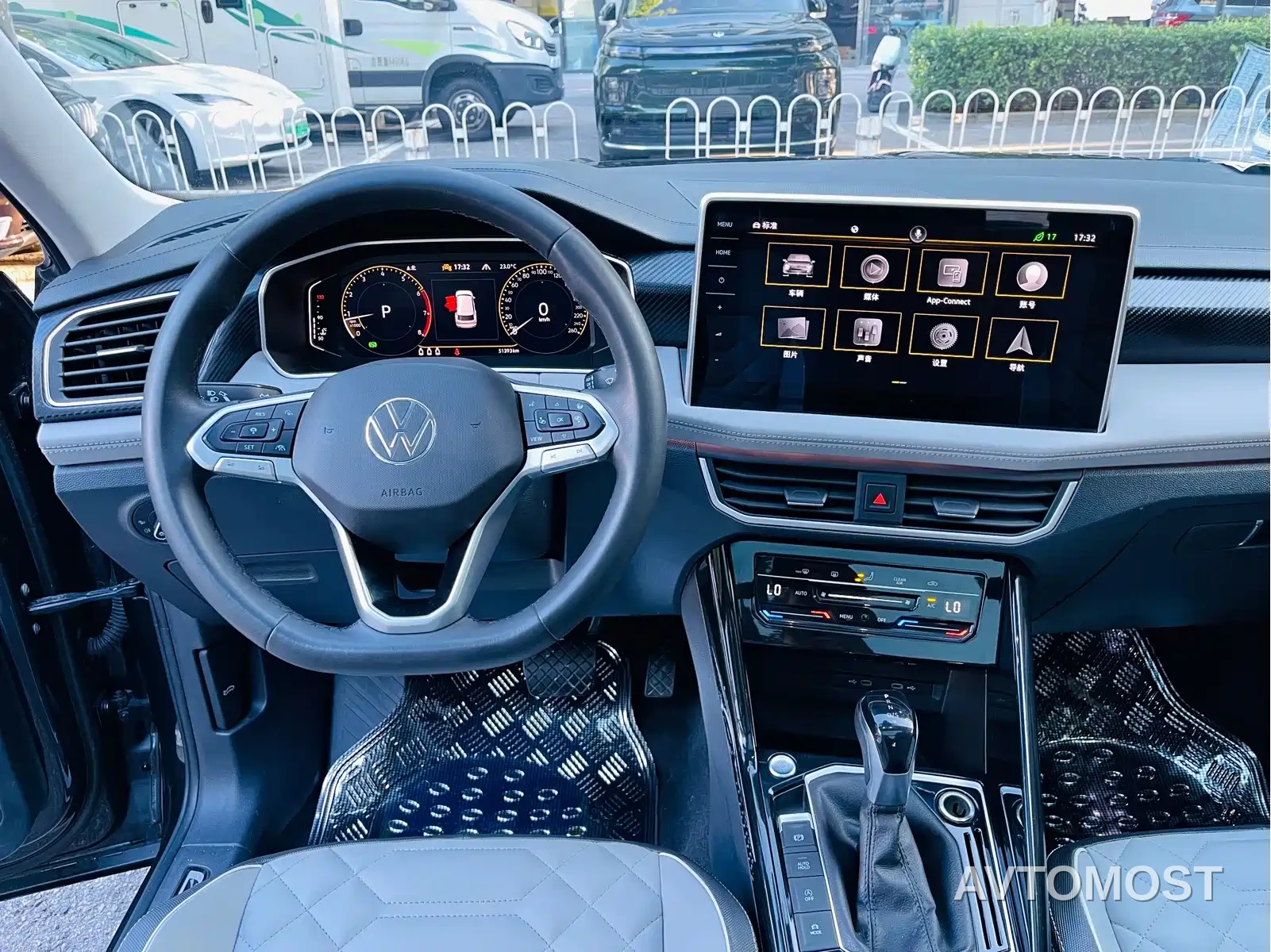 Volkswagen Tayron 2023 330TSI 2WD Luxury Plus Advanced Edition — фото 20