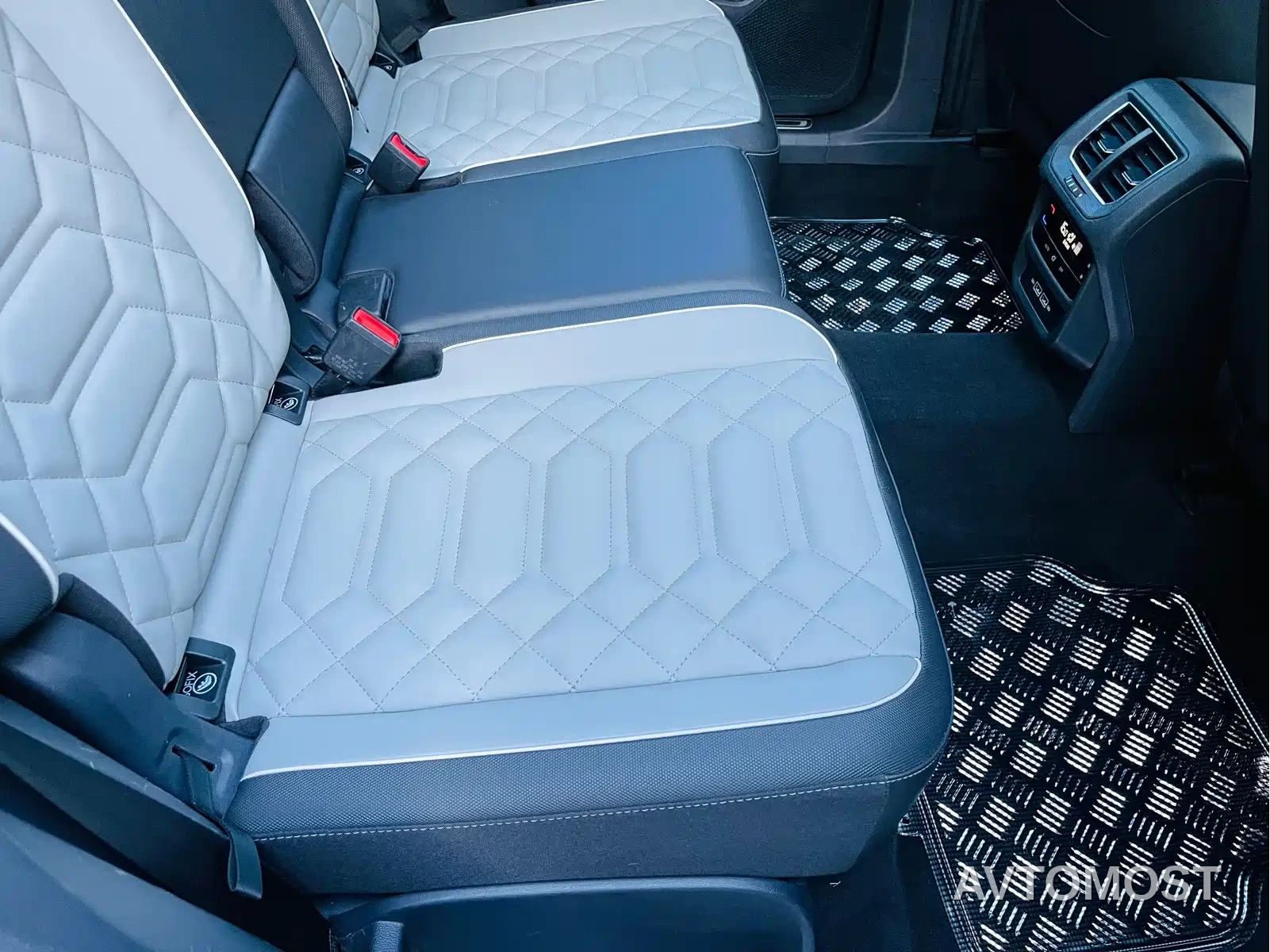 Volkswagen Tayron 2023 330TSI 2WD Luxury Plus Advanced Edition — фото 27