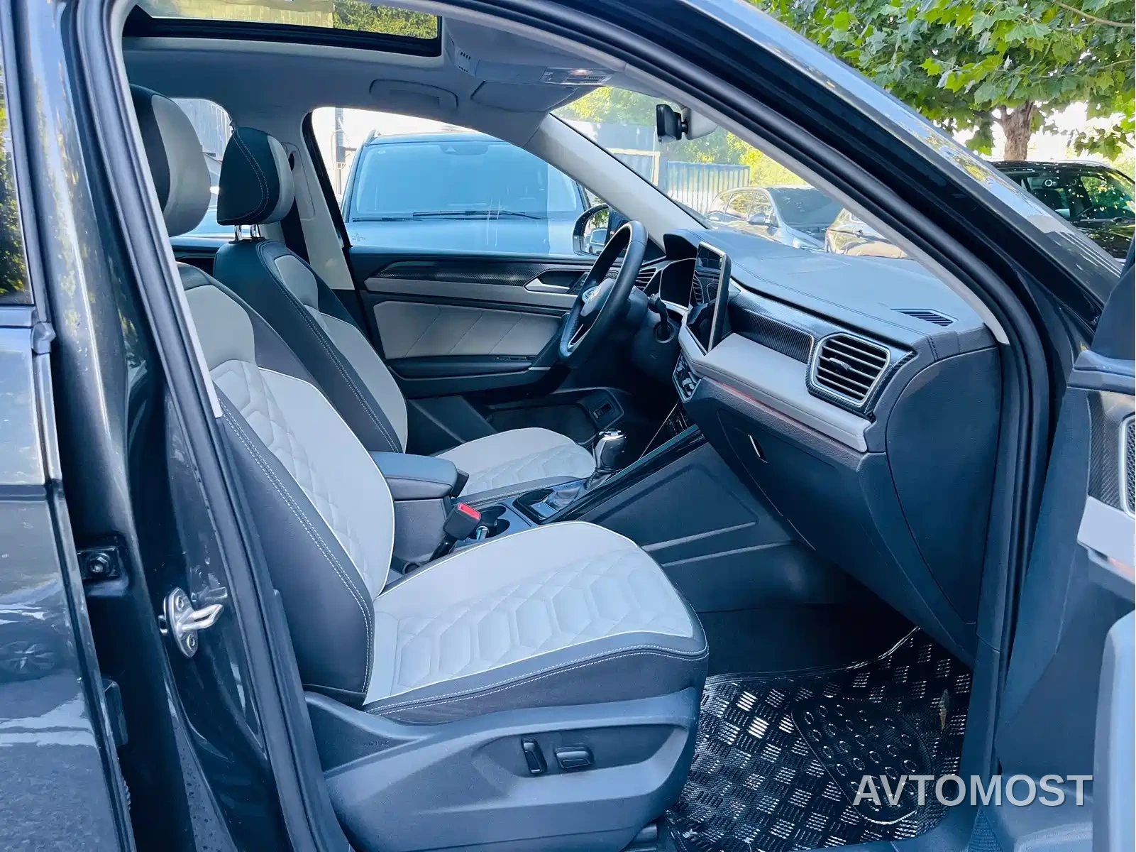Volkswagen Tayron 2023 330TSI 2WD Luxury Plus Advanced Edition — фото 28