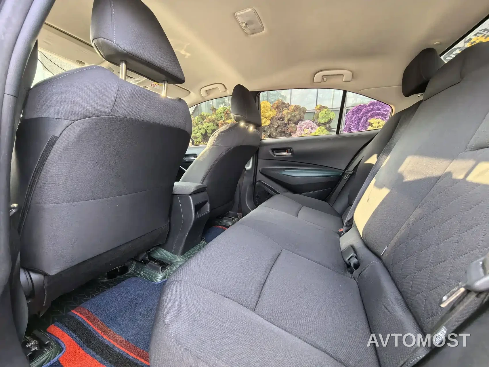 Toyota Corolla 2021 Hybrid 1.8L E-CVT Elite Edition — фото 13