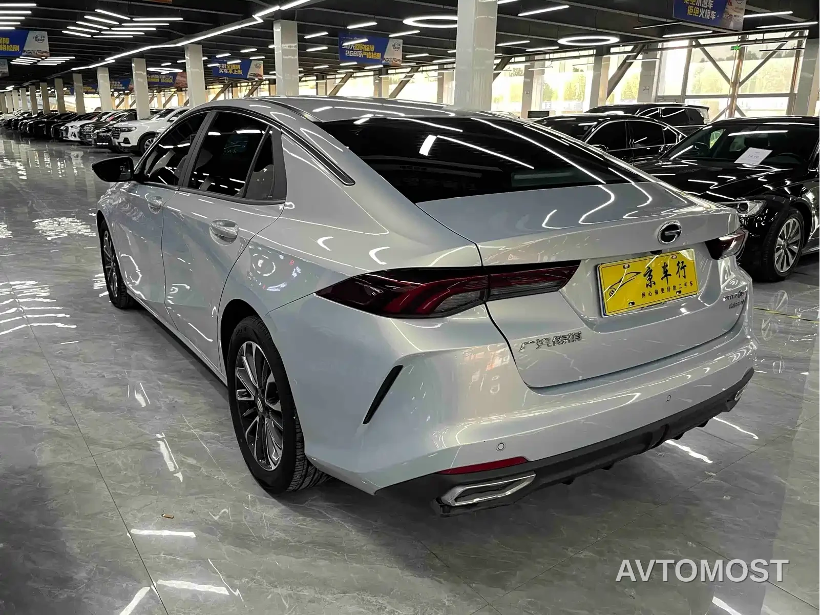 GAC Trumpchi Emkoo 2023 Shadow Leopard H High-Efficiency Hybrid — фото 7