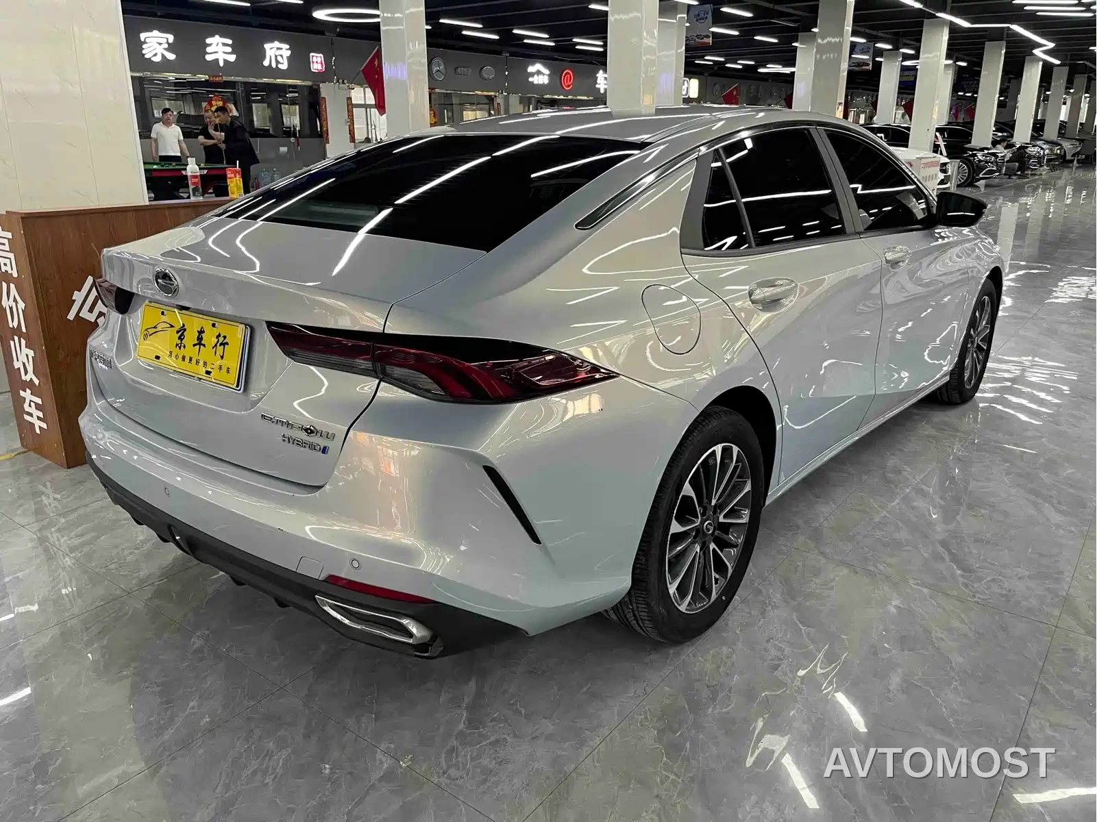 GAC Trumpchi Emkoo 2023 Shadow Leopard H High-Efficiency Hybrid — фото 9