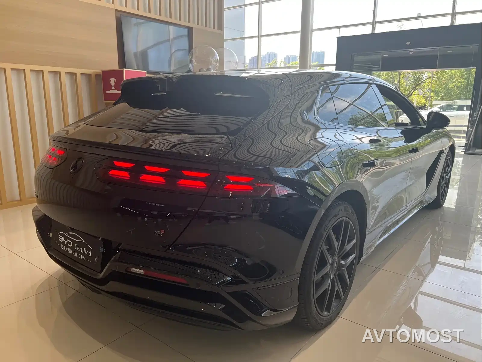 Denza Z9GT 2024 1100 AWD Max Launch Edition — фото 7