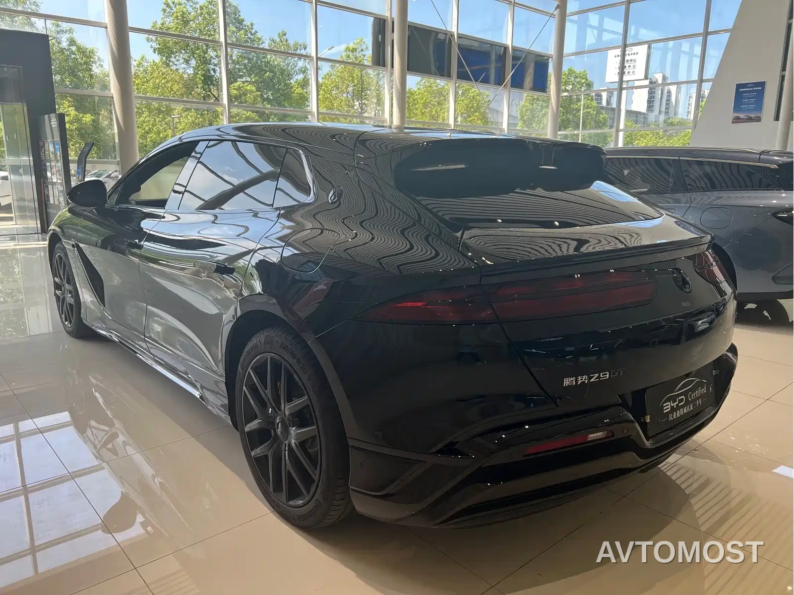 Denza Z9GT 2024 1100 AWD Max Launch Edition — фото 9