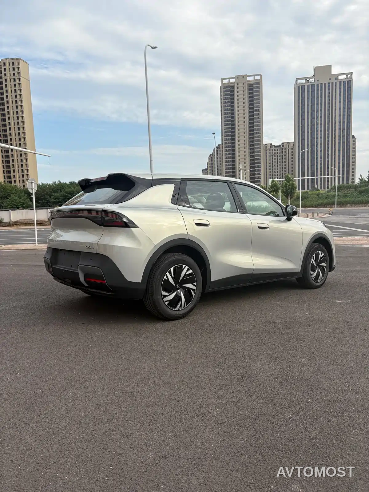 Changan Qiyuan Q05 2026 Model Base — фото 6