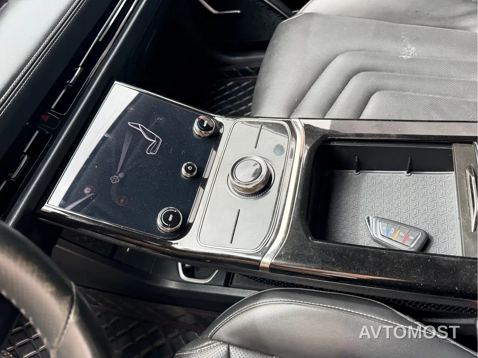 Nezha Auto Neta U 2021 Pro 400 Light Edition — фото 9