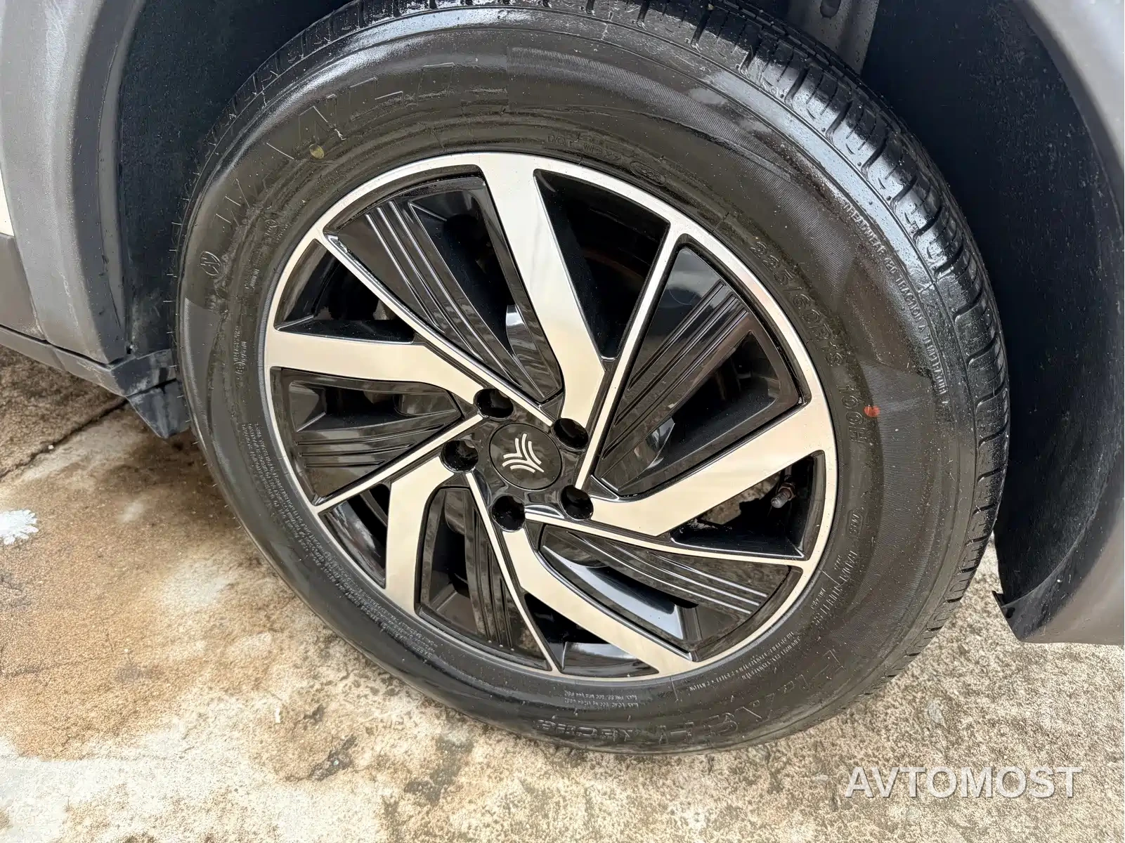 Nezha Auto Neta U 2021 Pro 400 Light Edition — фото 11