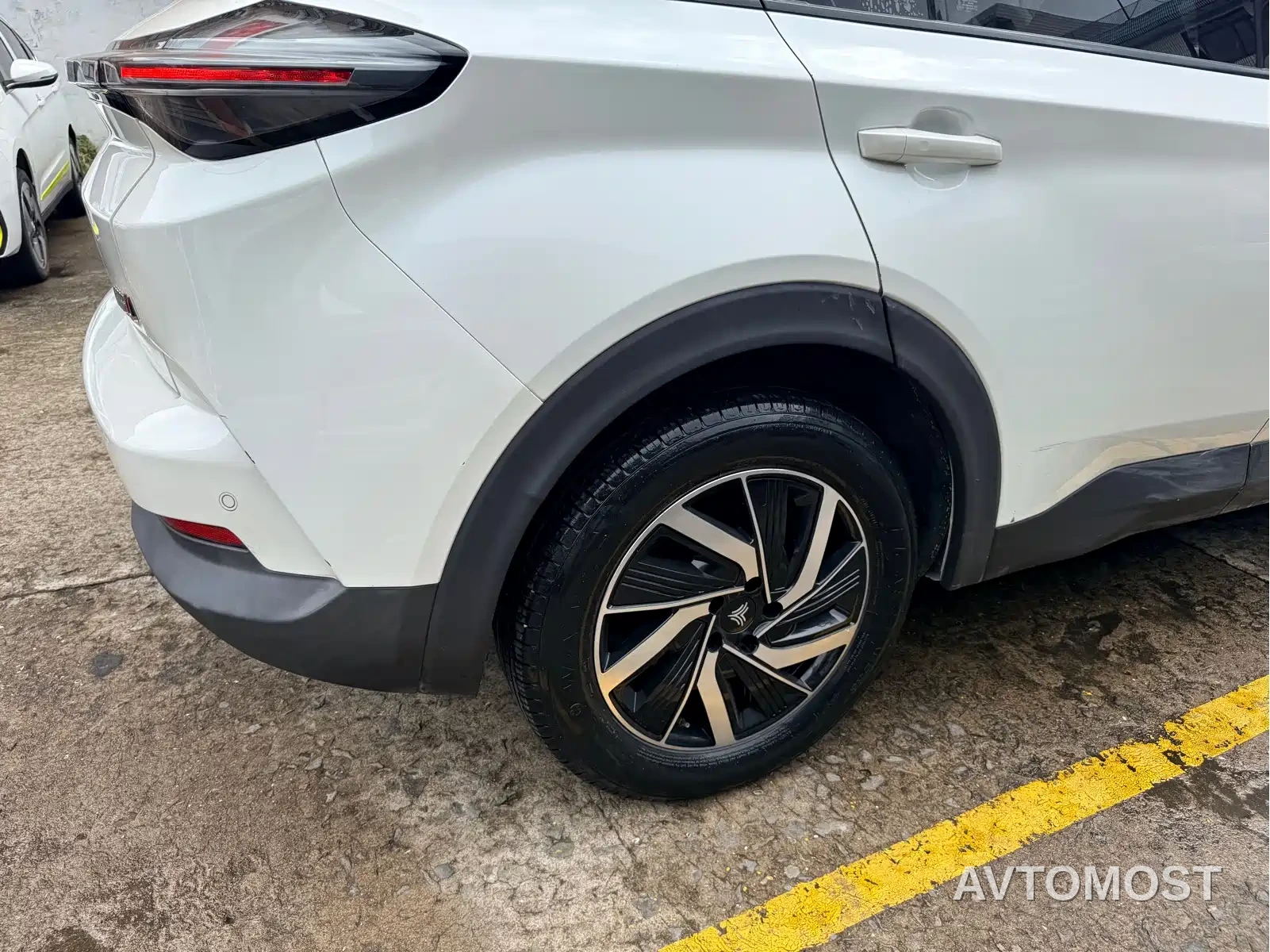 Nezha Auto Neta U 2021 Pro 400 Light Edition — фото 15