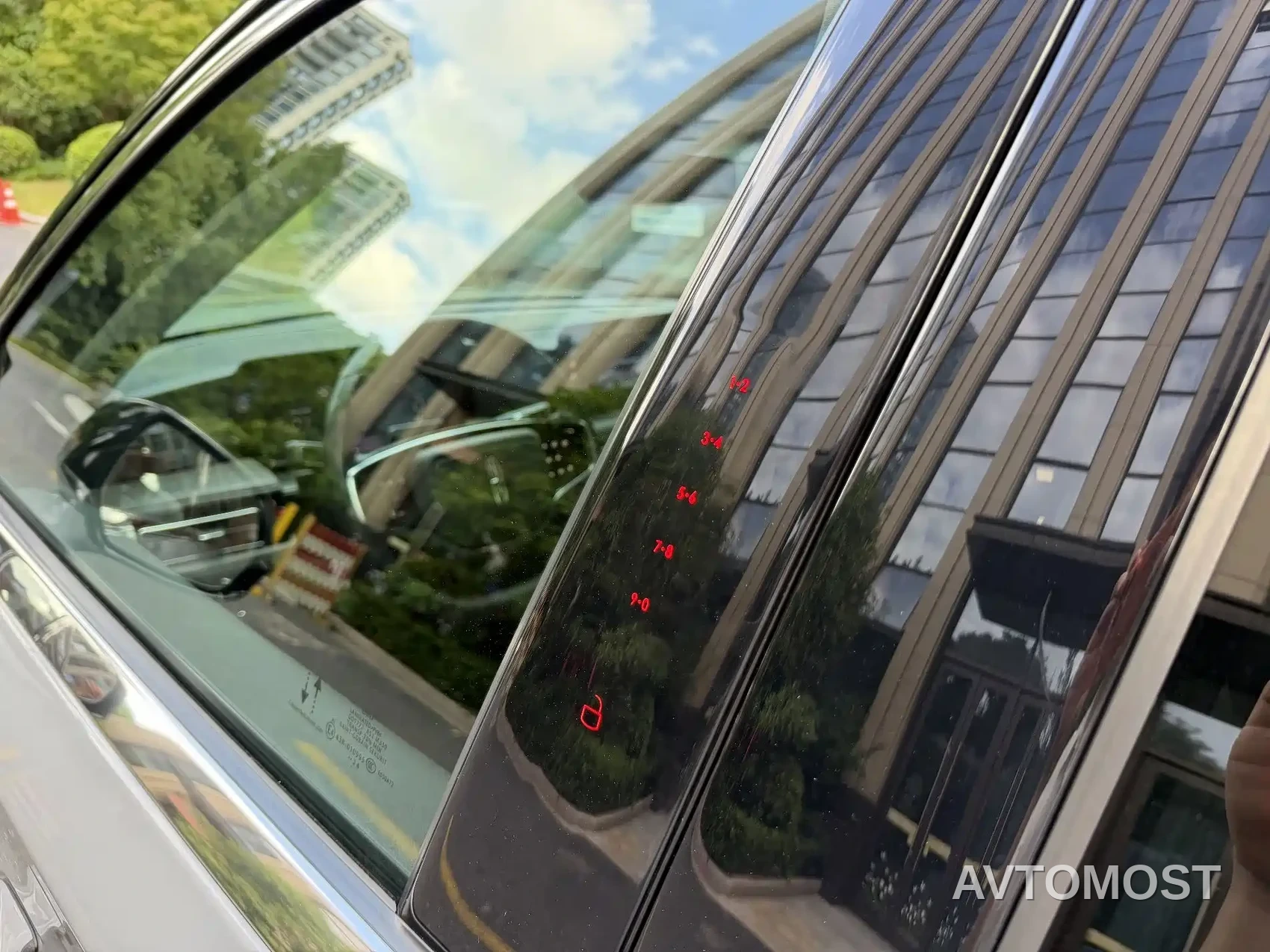 Lincoln Aviator 2024 3.0T V6 AWD Elegance Edition 6-Seater — фото 18