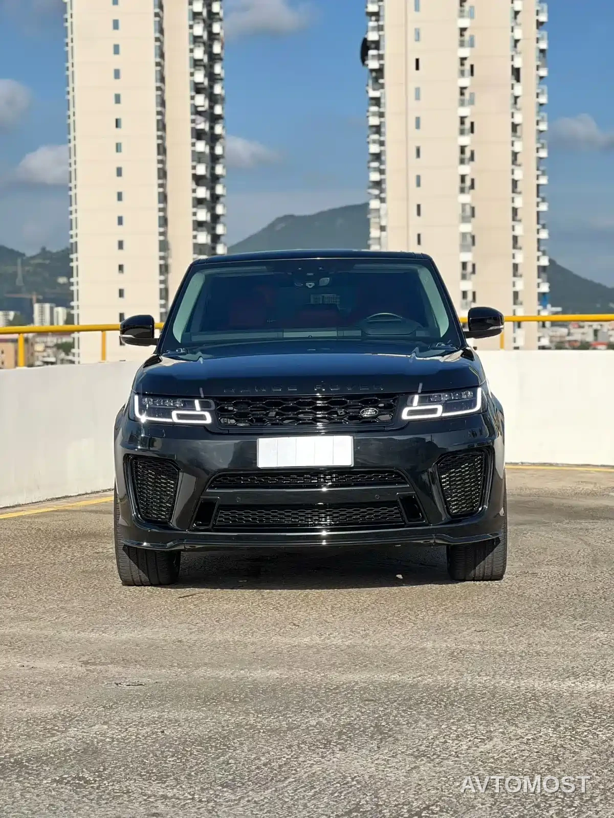 Land Rover Range Rover Sport 2022 3.0 L6 Gloss Black Edition — фото 2