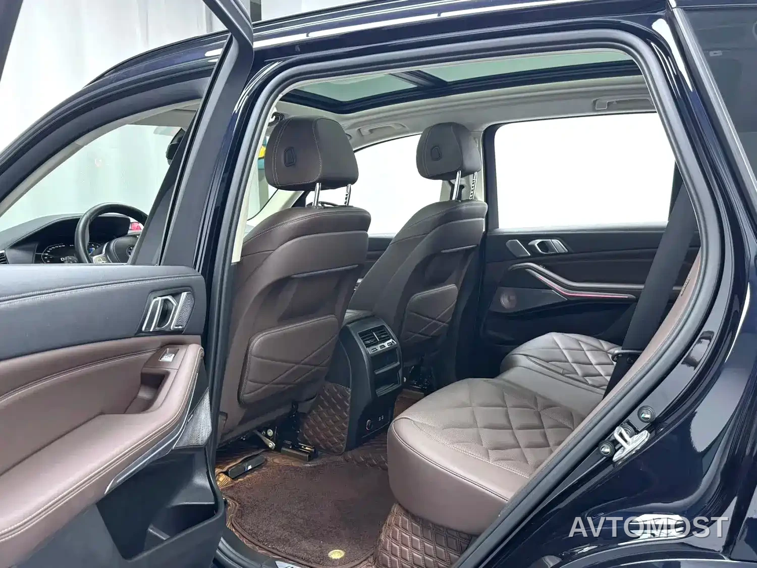 BMW X5 2022 Facelift xDrive 30Li M Sport Package — фото 3