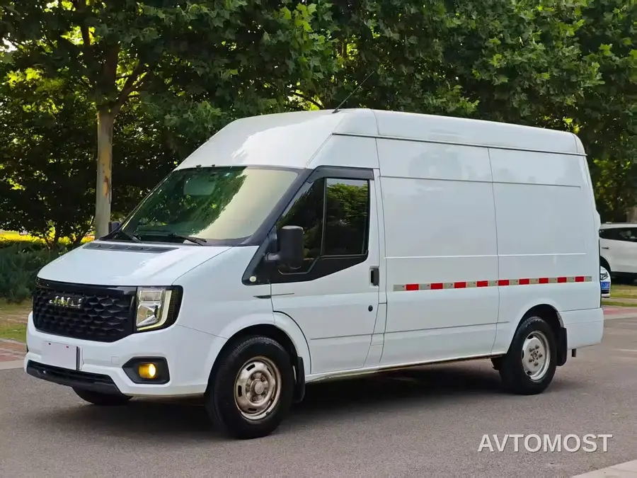 Jiangling JMC Fushun 2023 2.0T Manual Medium Wheelbase Medium Roof Commercial Multi-Purpose Vehicle 7-Seater