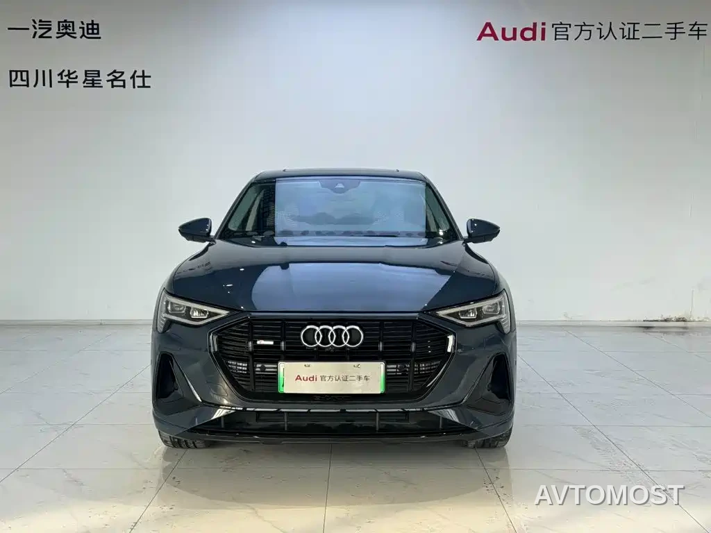 Audi e-tron (Import) 2022 Sportback 55 quattro Luxury — фото 2