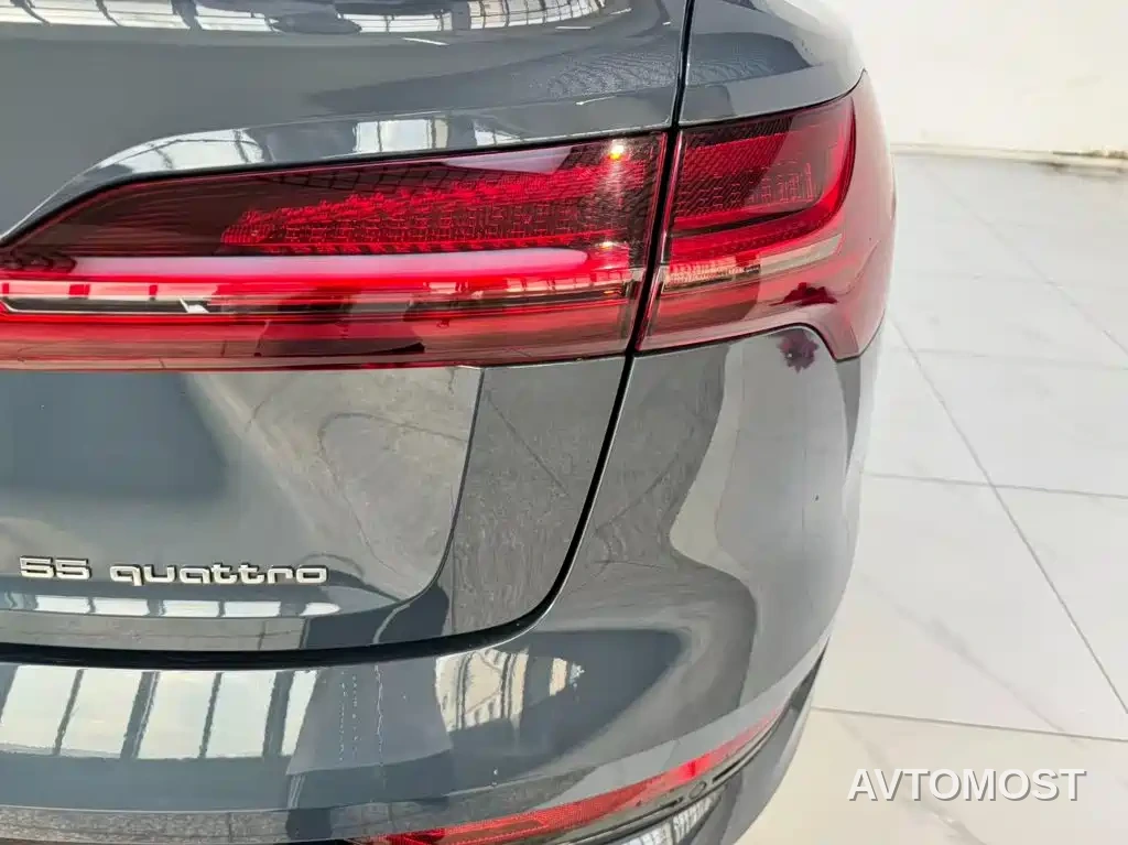 Audi e-tron (Import) 2022 Sportback 55 quattro Luxury — фото 18