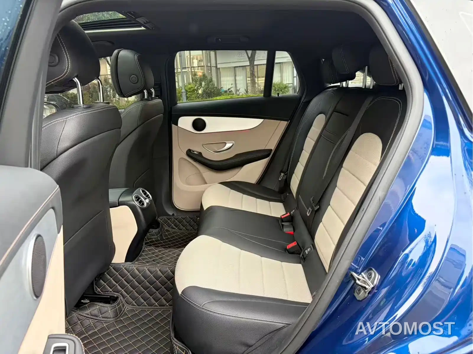 Mercedes-Benz EQC 2021 EQC 350 4MATIC — фото 12