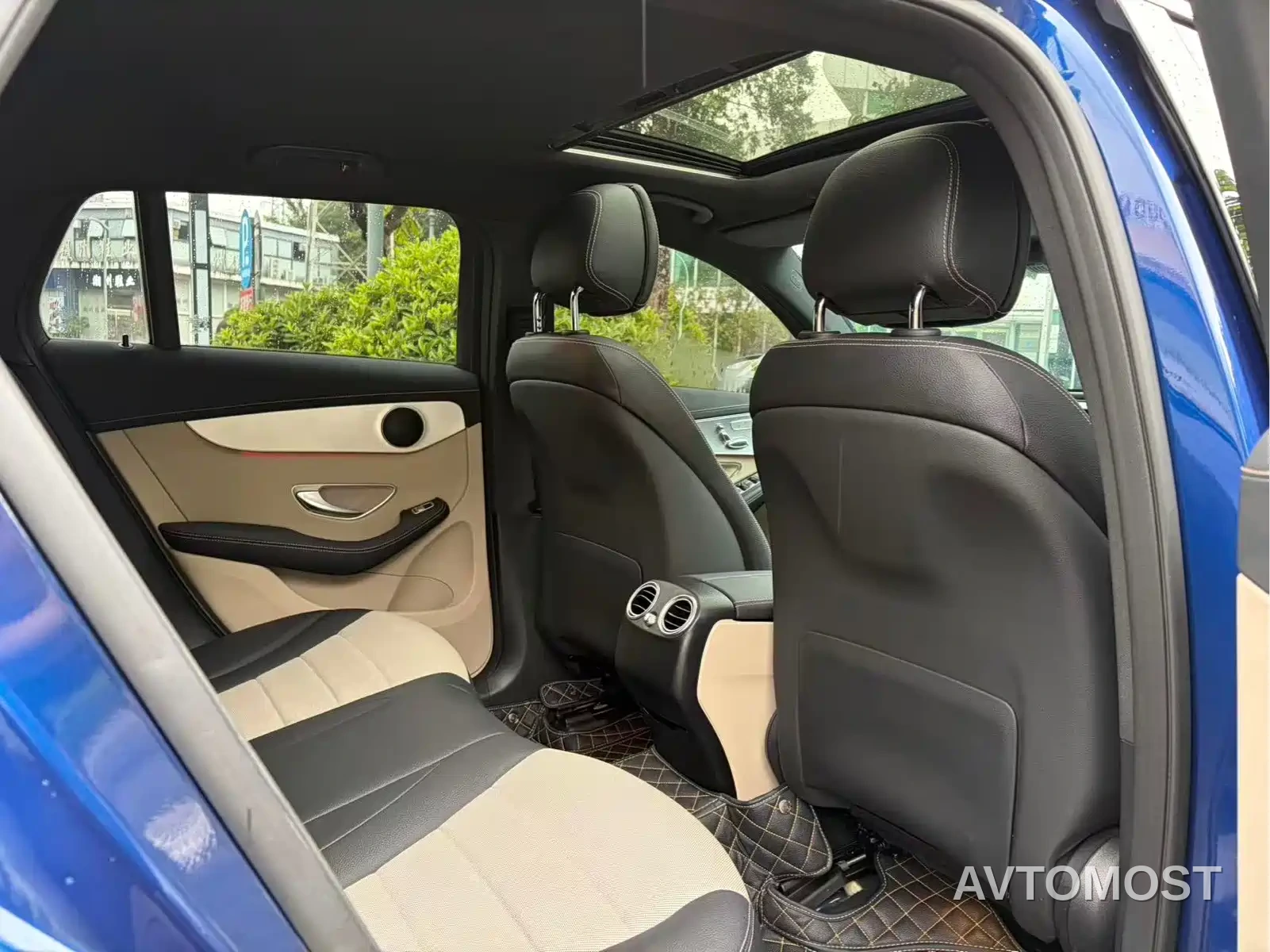 Mercedes-Benz EQC 2021 EQC 350 4MATIC — фото 17