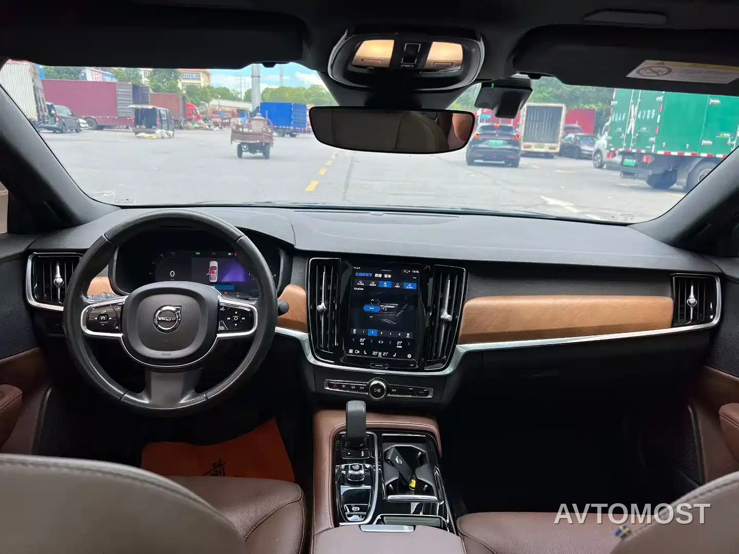 Volvo S90 Plug-in Hybrid 2022 T8 Recharge Plug-in Hybrid Momentum Luxury Edition — фото 6