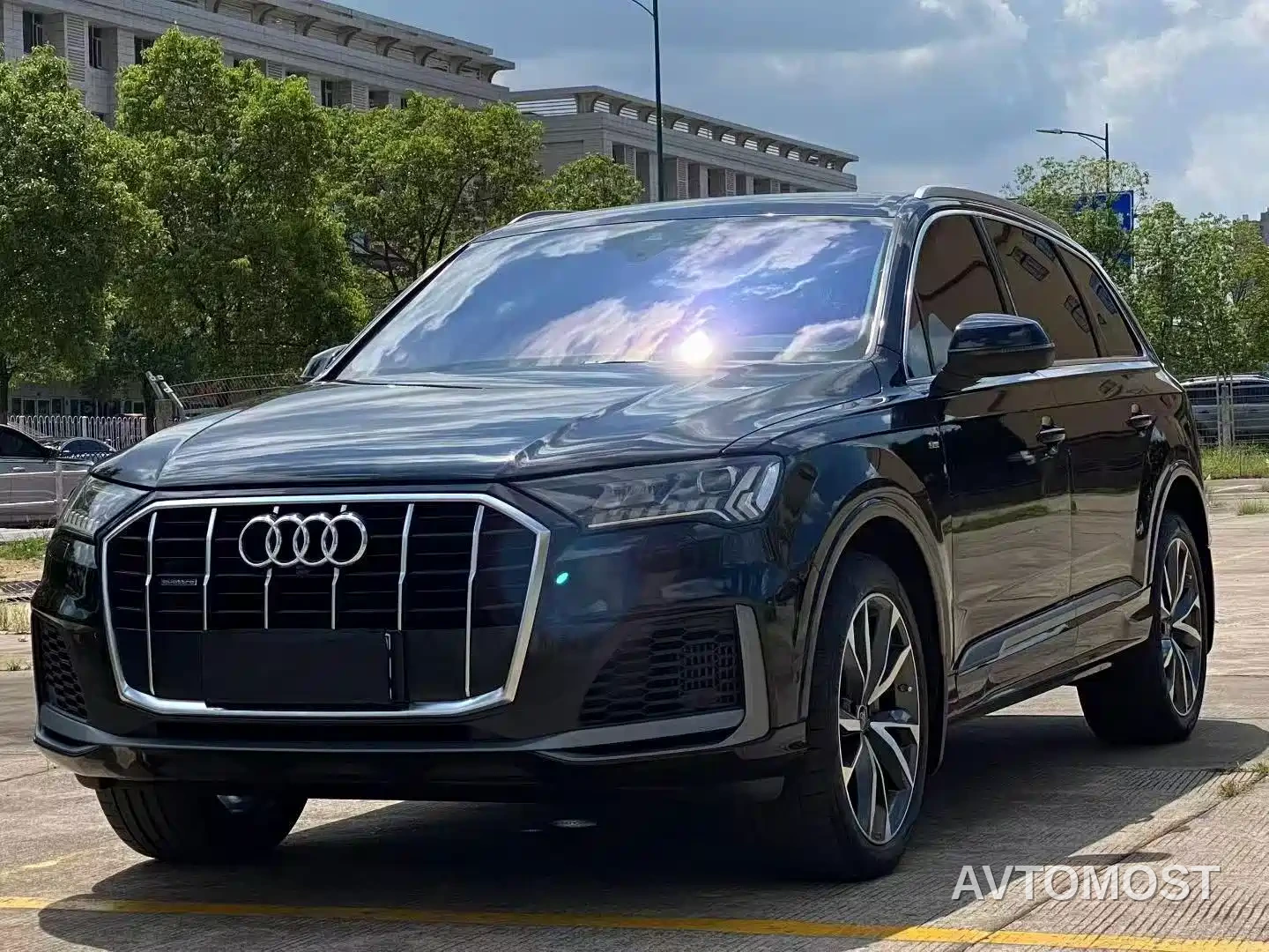 Audi Q7 2021 55 TFSI quattro S line Sport — фото 1