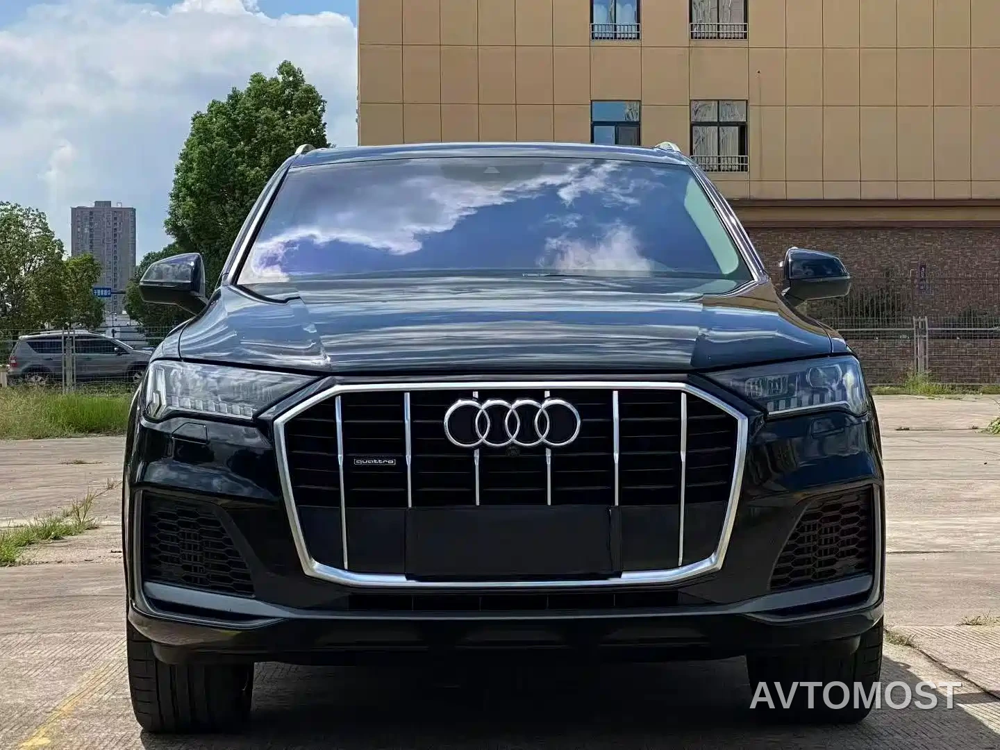 Audi Q7 2021 55 TFSI quattro S line Sport — фото 2