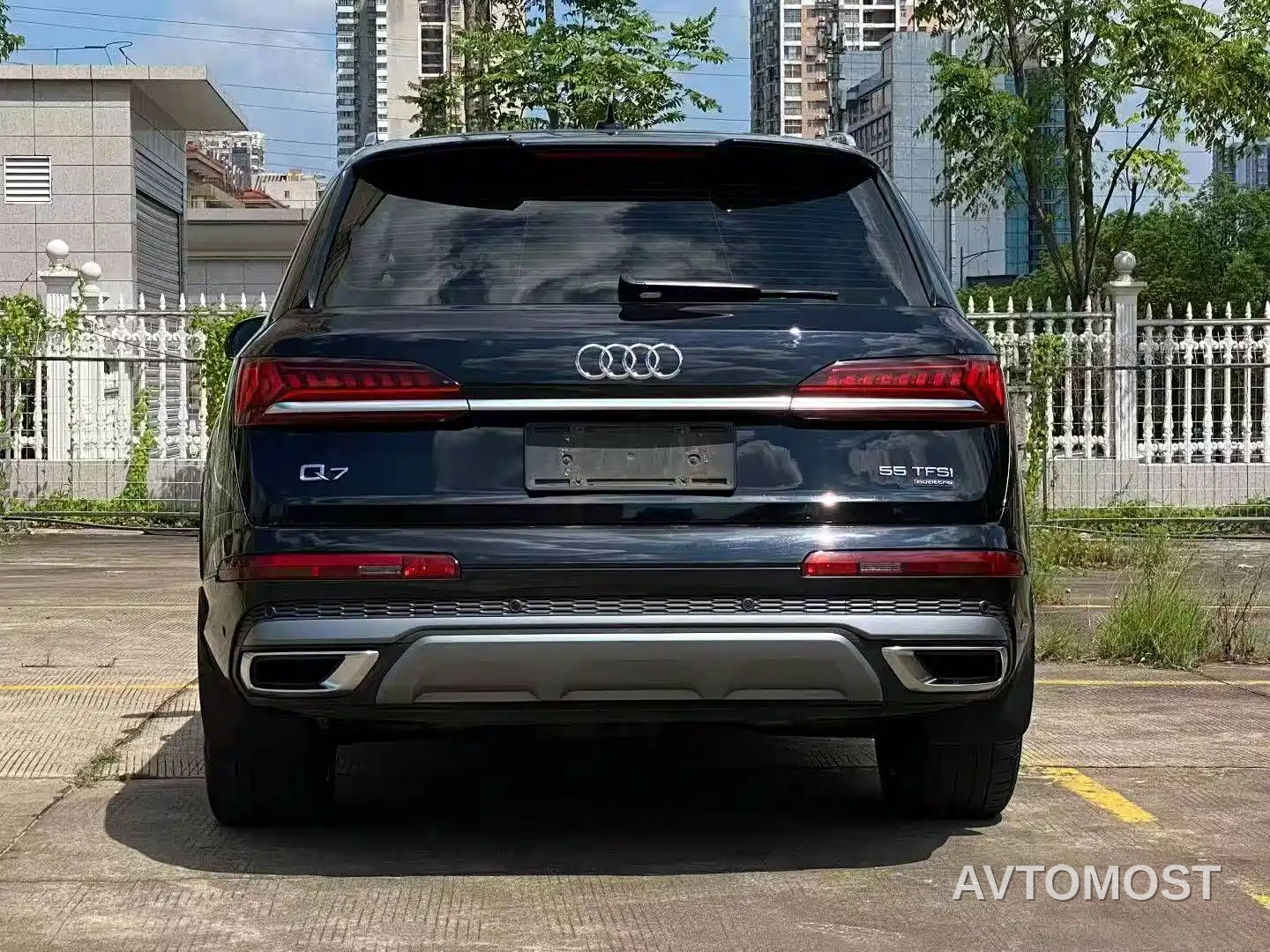 Audi Q7 2021 55 TFSI quattro S line Sport — фото 8