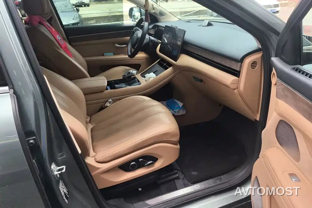AITO M7 2022 1.5T RWD Comfort Edition — фото 8