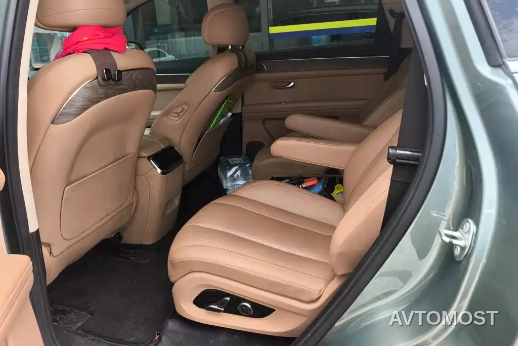 AITO M7 2022 1.5T RWD Comfort Edition — фото 11