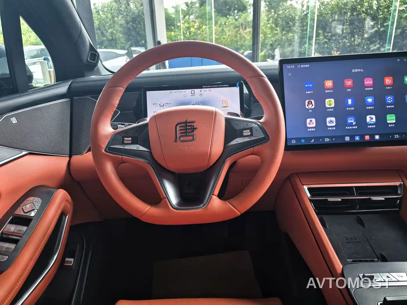 BYD Tang L 2025 DM 175KM Drone Player Edition — фото 4