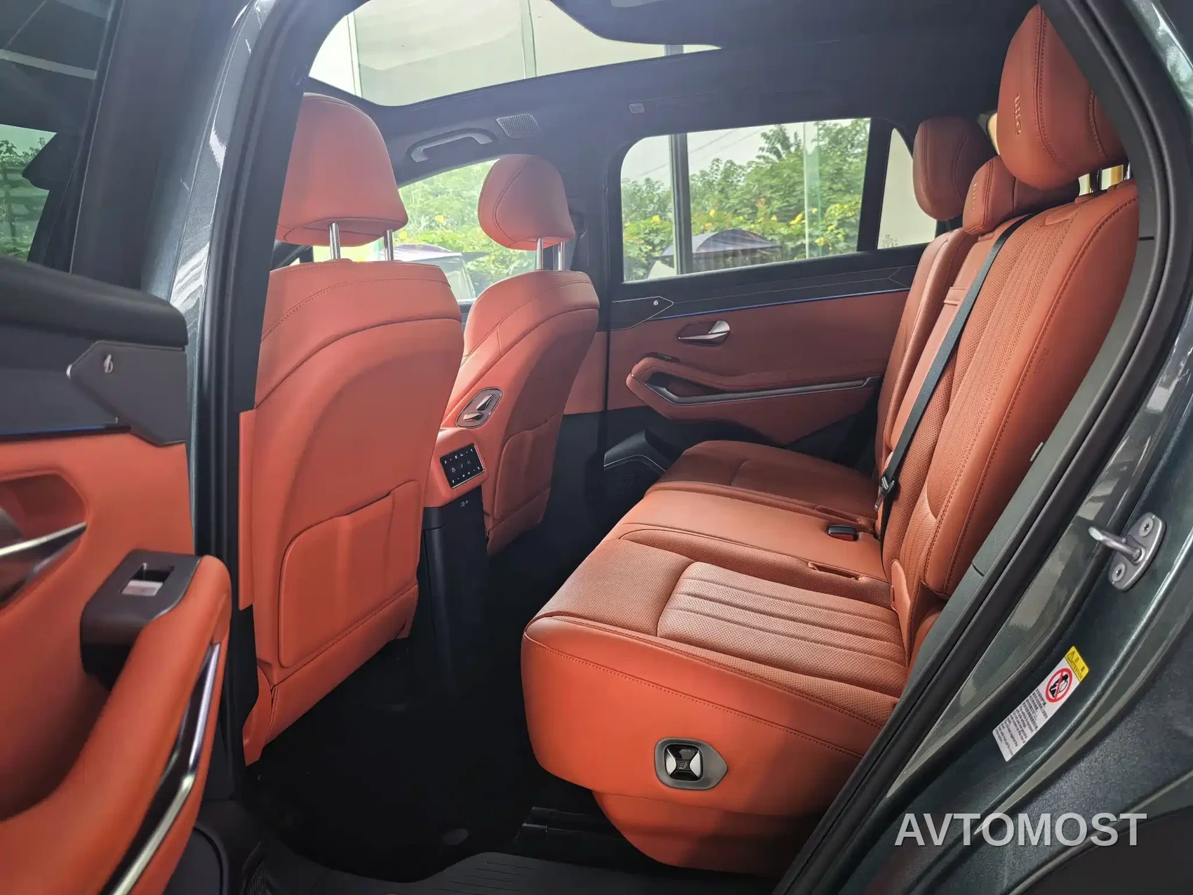 BYD Tang L 2025 DM 175KM Drone Player Edition — фото 10